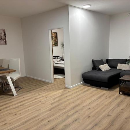 Apartment Am Schlosspark 2 Хеб Екстериор снимка